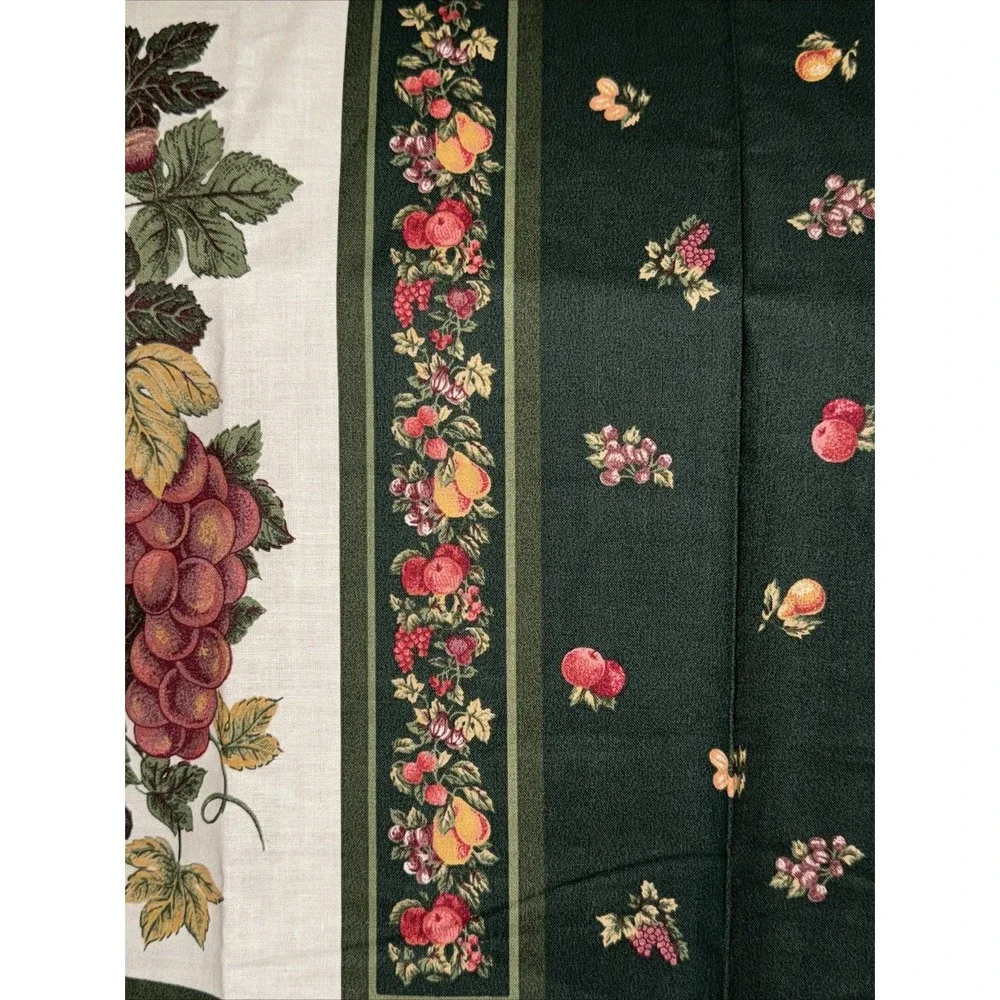Vtg Springs Industries Fruit Panel Fabric Pillow Quilt Apples Grapes 35 X 46